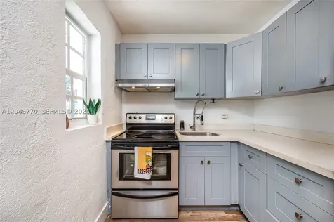 2371 NW 85th Street Miami FL 33147