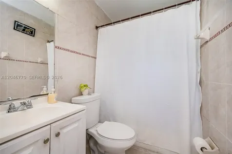 2371 NW 85th Street Miami FL 33147
