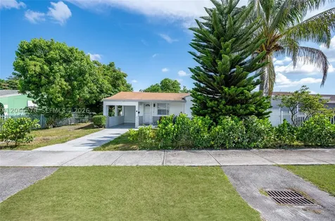 2371 NW 85th Street Miami FL 33147