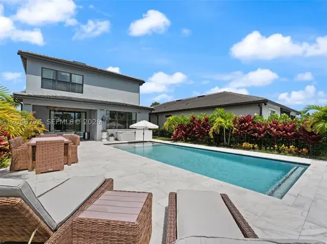 4482 Silverwood Lane S Oakland Park FL 33309