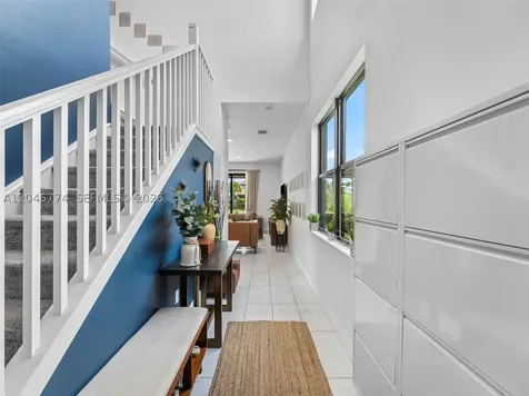 4482 Silverwood Lane S Oakland Park FL 33309