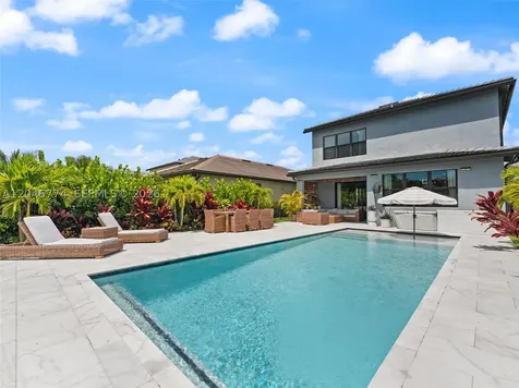 4482 Silverwood Lane S Oakland Park FL 33309