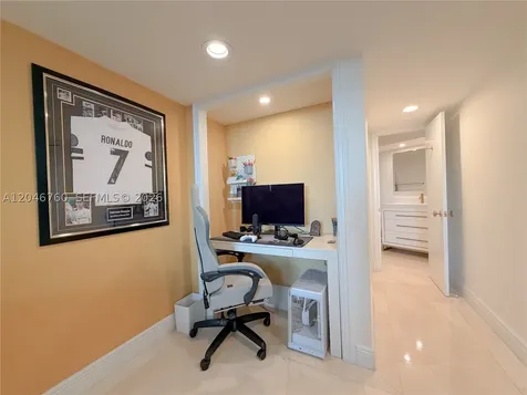 1111 Crandon Boulevard Key Biscayne FL 33149