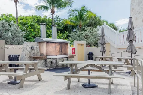 1111 Crandon Boulevard Key Biscayne FL 33149