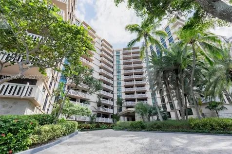 1111 Crandon Boulevard Key Biscayne FL 33149