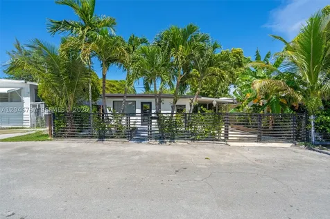 13625 NE 20th Place North Miami Beach FL 33181