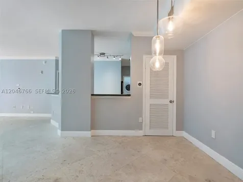9172 Collins Avenue Surfside FL 33154