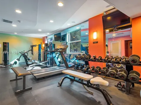 9172 Collins Avenue Surfside FL 33154