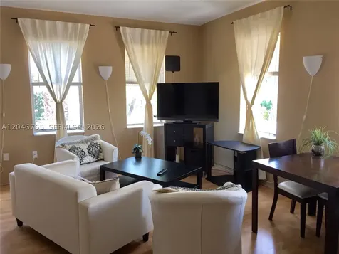 802 Euclid Avenue Miami Beach FL 33139