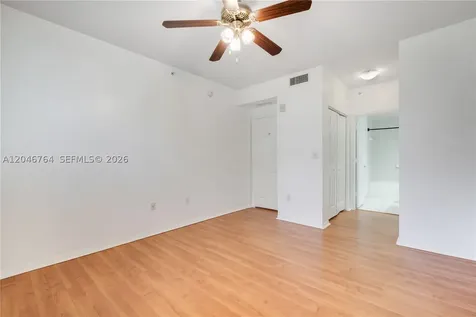 6851 SW 44th Street Miami FL 33155
