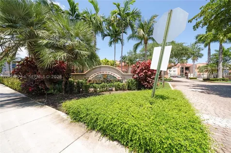 6851 SW 44th Street Miami FL 33155