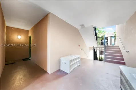 6851 SW 44th Street Miami FL 33155