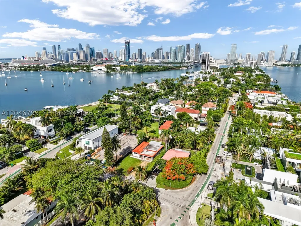 1500 NE 13th Place Miami FL 33139