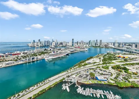 1500 NE 13th Place Miami FL 33139