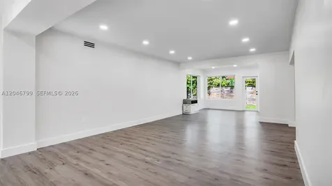 1500 NE 13th Place Miami FL 33139