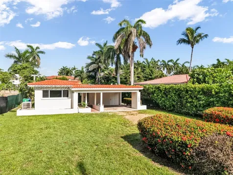 1500 NE 13th Place Miami FL 33139