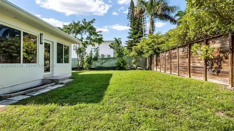 1500 NE 13th Place Miami FL 33139