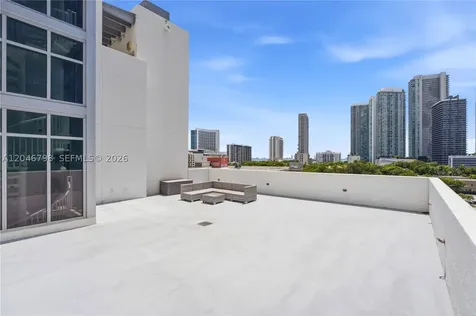 3301 NE 1st Avenue Miami FL 33137