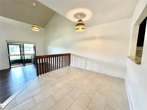 4245 S Pine Island Road Davie FL 33328