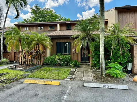 4245 S Pine Island Road Davie FL 33328
