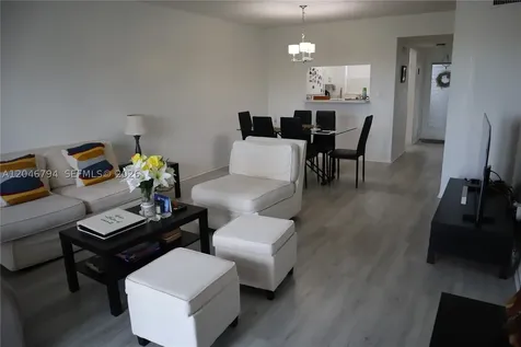 3000 E Sunrise Lakes Drive Sunrise FL 33322