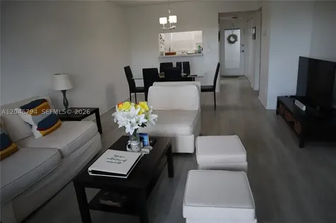 3000 E Sunrise Lakes Drive Sunrise FL 33322