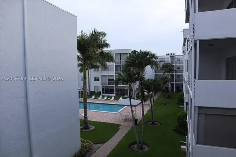 3000 E Sunrise Lakes Drive Sunrise FL 33322
