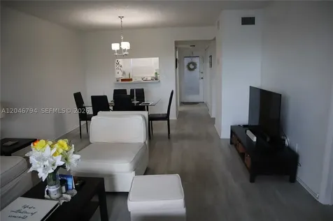 3000 E Sunrise Lakes Drive Sunrise FL 33322