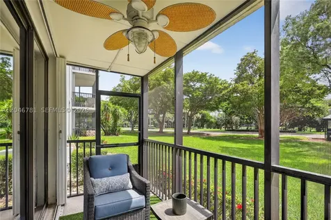 3401 N Country Club Drive Aventura FL 33180