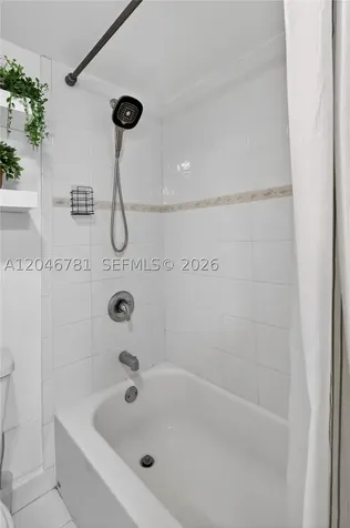3401 N Country Club Drive Aventura FL 33180