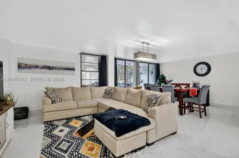 3401 N Country Club Drive Aventura FL 33180