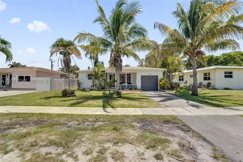 206 SE 3rd Street Dania Beach FL 33004