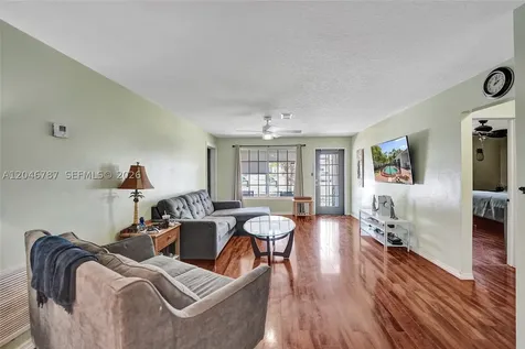 206 SE 3rd Street Dania Beach FL 33004