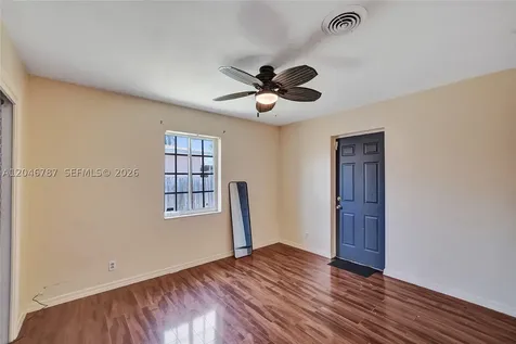 206 SE 3rd Street Dania Beach FL 33004