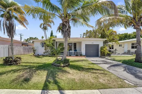 206 SE 3rd Street Dania Beach FL 33004