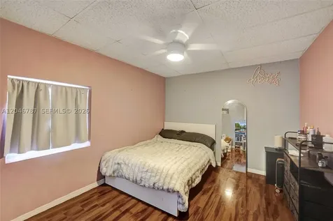 206 SE 3rd Street Dania Beach FL 33004