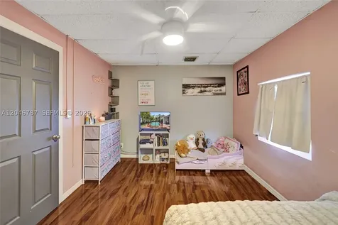 206 SE 3rd Street Dania Beach FL 33004