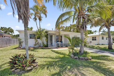 206 SE 3rd Street Dania Beach FL 33004