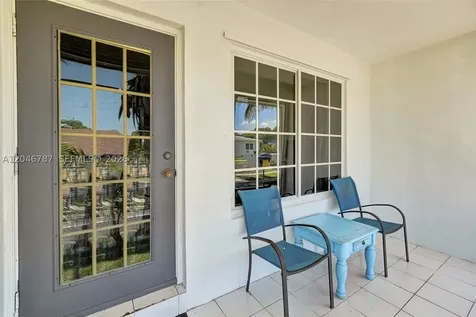 206 SE 3rd Street Dania Beach FL 33004