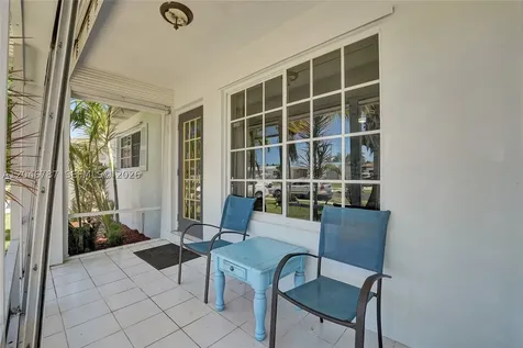 206 SE 3rd Street Dania Beach FL 33004