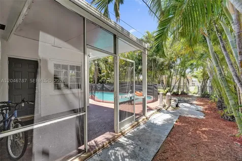 206 SE 3rd Street Dania Beach FL 33004