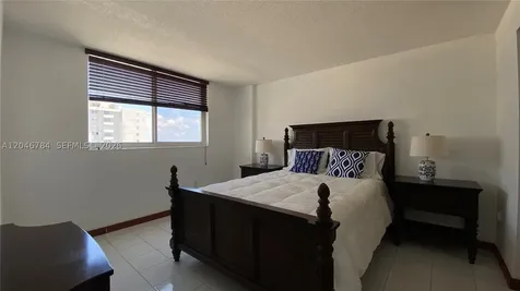 401 Ocean Drive Miami Beach FL 33139