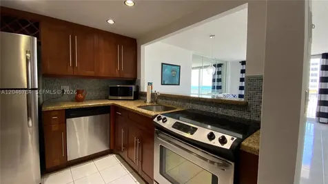 401 Ocean Drive Miami Beach FL 33139