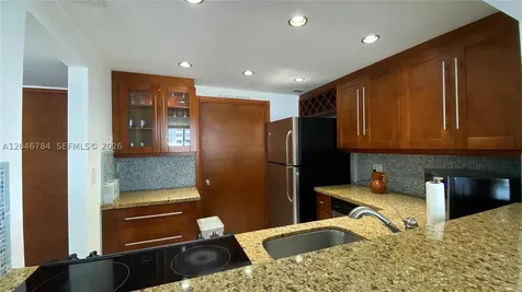 401 Ocean Drive Miami Beach FL 33139