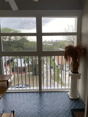 330 SE 2nd Street Hallandale Beach FL 33009