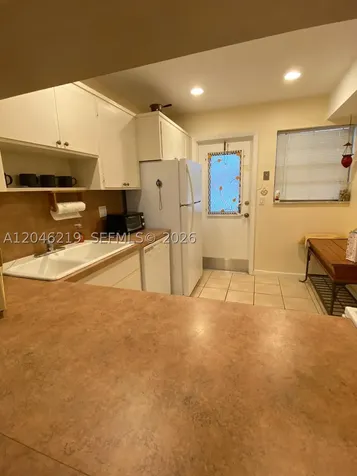 330 SE 2nd Street Hallandale Beach FL 33009