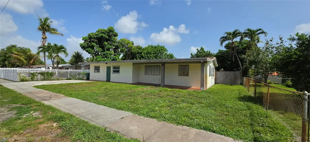 1331 NE 211th Street Miami FL 33179