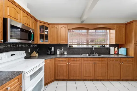 2818 SW 2nd Street Miami FL 33135