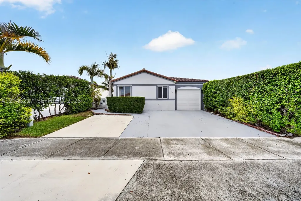 17501 SW 142nd Court Miami FL 33177