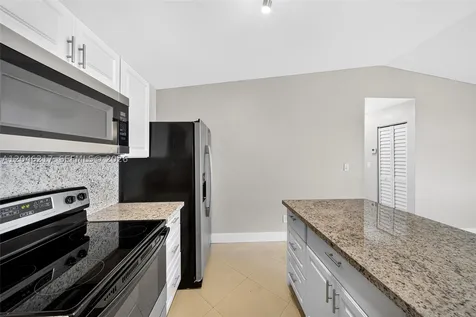 17501 SW 142nd Court Miami FL 33177